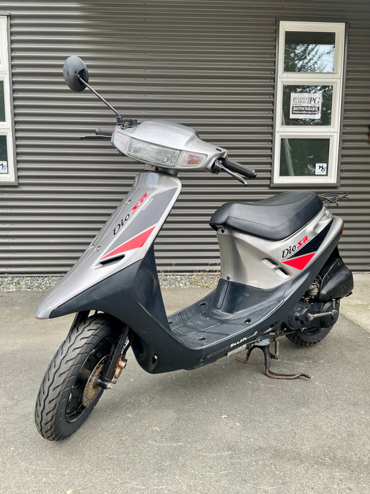 1990 Honda Dio SR