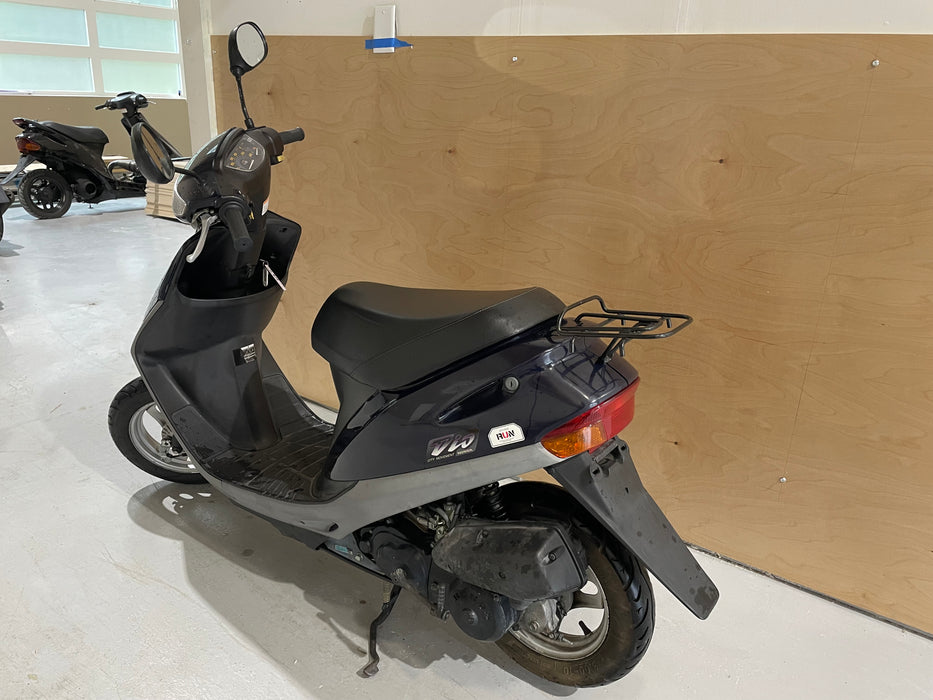 1996 Honda Dio "City Movement" AF27 (Sold)